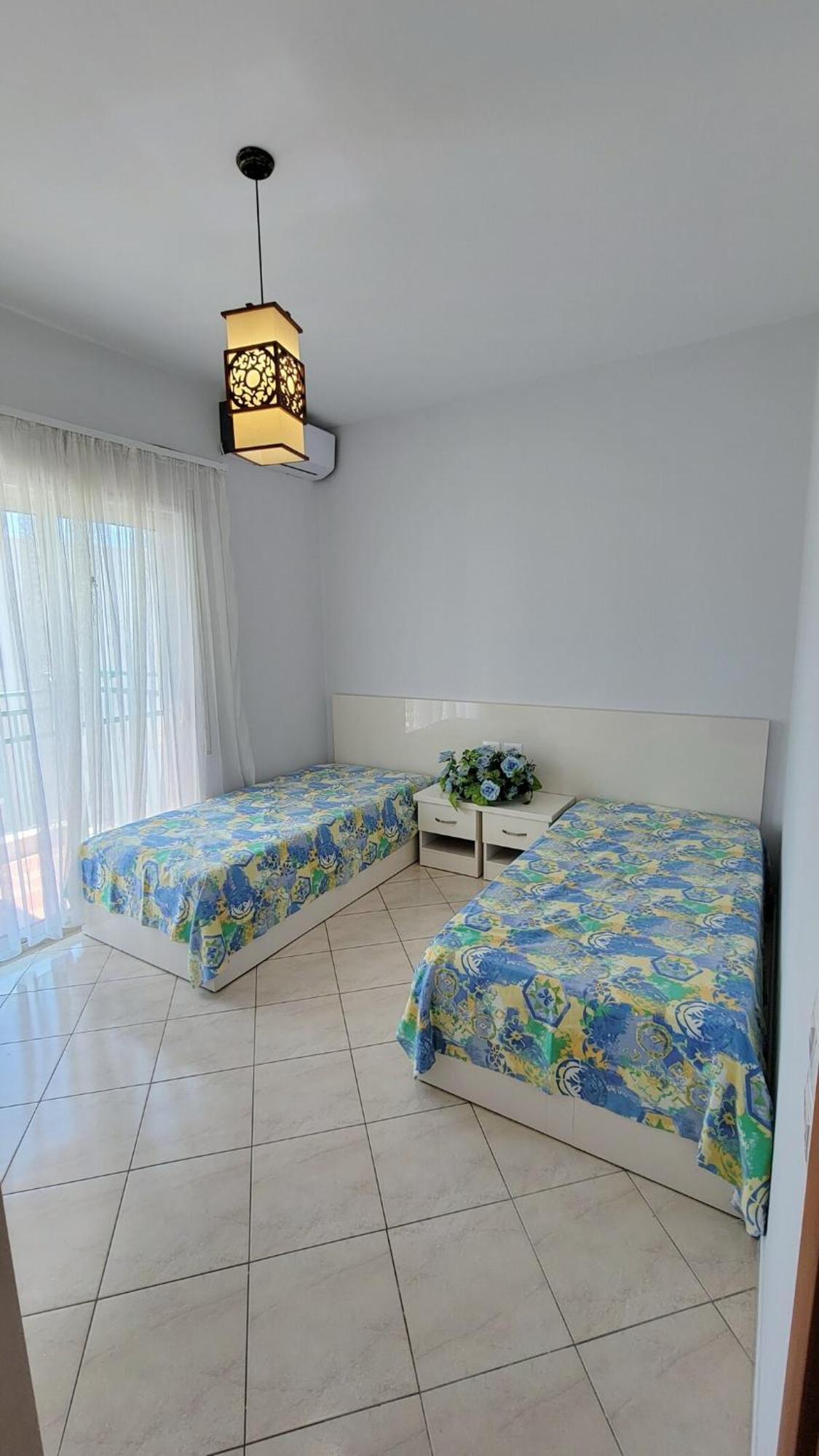 Lovely Sea View Apartment Durrës